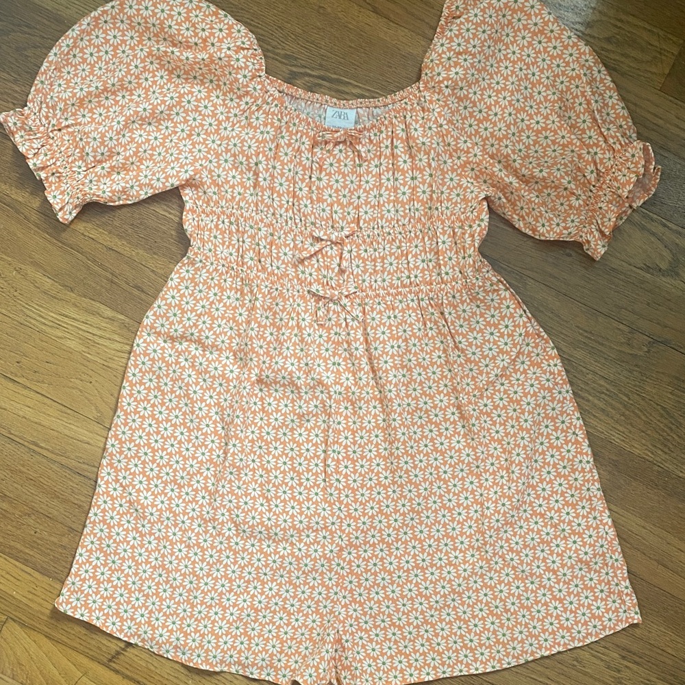 Zara girls romper peach floral pattern size 12